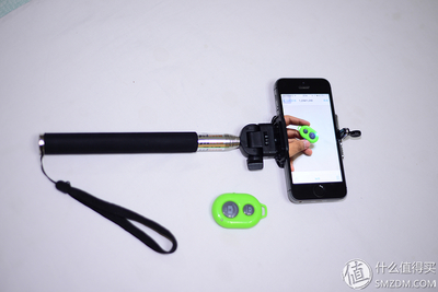 过把自拍瘾 白菜党必备自拍杆与便携蓝牙自拍器推荐